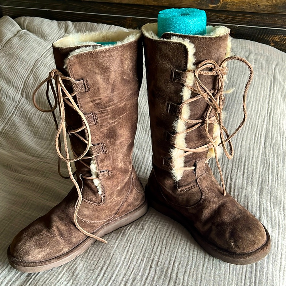 UGG - Tall Chocolate Lace-up